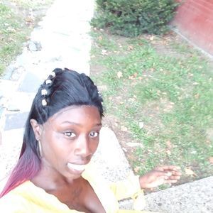 Meet your Posher, Shakisha